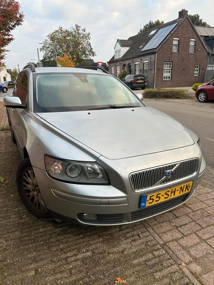 Volvo V50 2.5 T5 AWD 2006 Grijs, Auto's, Volvo, Particulier, V50, Benzine, F, Stationwagon, Handgeschakeld, Origineel Nederlands
