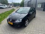 Vw Golf 5 GTI | Nieuwe distributieriem | Zeer netjes!, 65 €/maand, Zwart, Origineel Nederlands, Handgeschakeld
