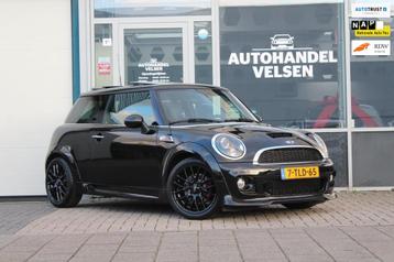 Mini Mini 1.6 Cooper S Monte Carlo/Nap/Navi/Pano/ beschikbaar voor biedingen