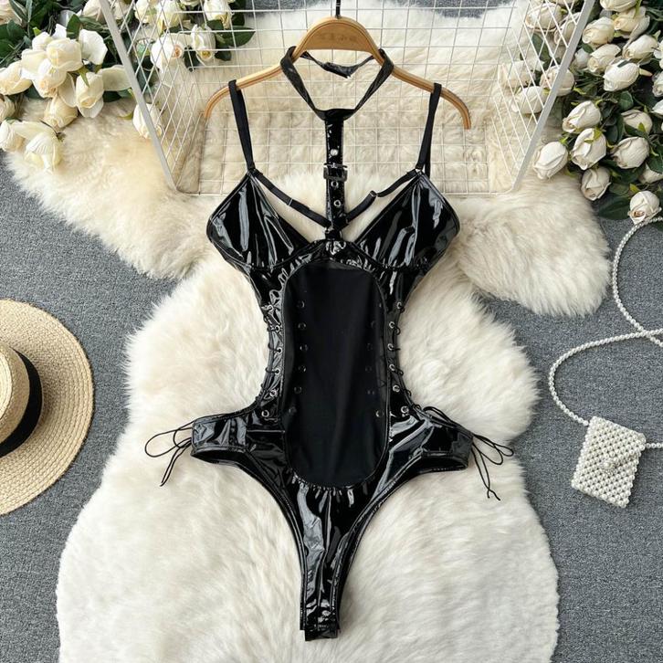 Zwarte lak leren dames romper met touwen / bodysuit wetlook, Kleding | Dames, Ondergoed en Lingerie, Body of Korset, Zwart, Verzenden