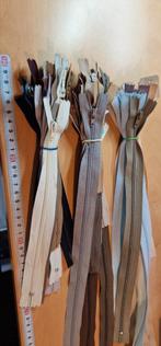 15 ritsen in lichte tinten.  diverse maten. o.a YKK., Ophalen of Verzenden, Nieuw, Rits of Sluiting