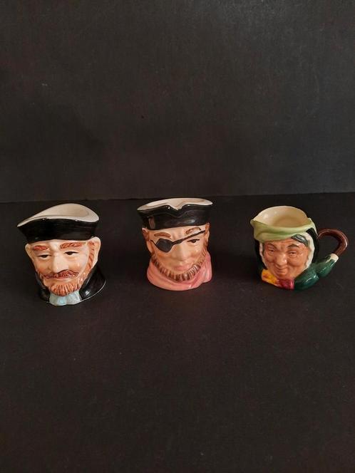 Eierdopjes zeerovers, Antiek en Kunst, Antiek | Keramiek en Aardewerk, Ophalen of Verzenden