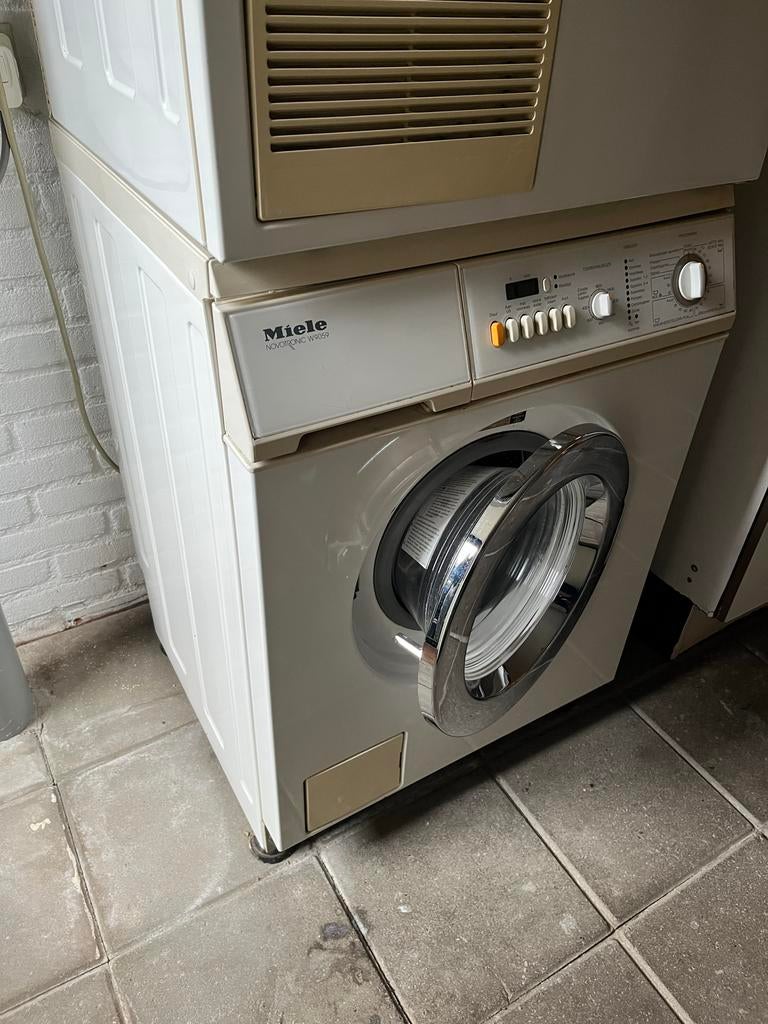 Miele Novotronic W907 Wasmachine met Droger, 6 tot 8 kg, Ophalen, Gebruikt, 85 tot 90 cm