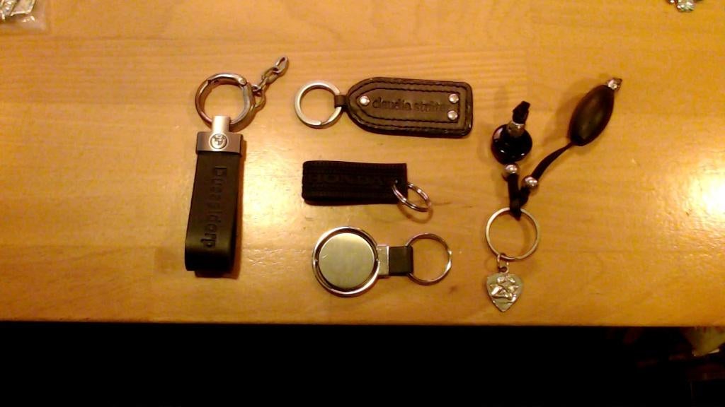 5 Sleutelhangers, Ophalen of Verzenden, Nieuw, Overige typen