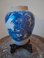 Japans porseleinen gemberpot  gemerkt op sokkel, Ophalen of Verzenden