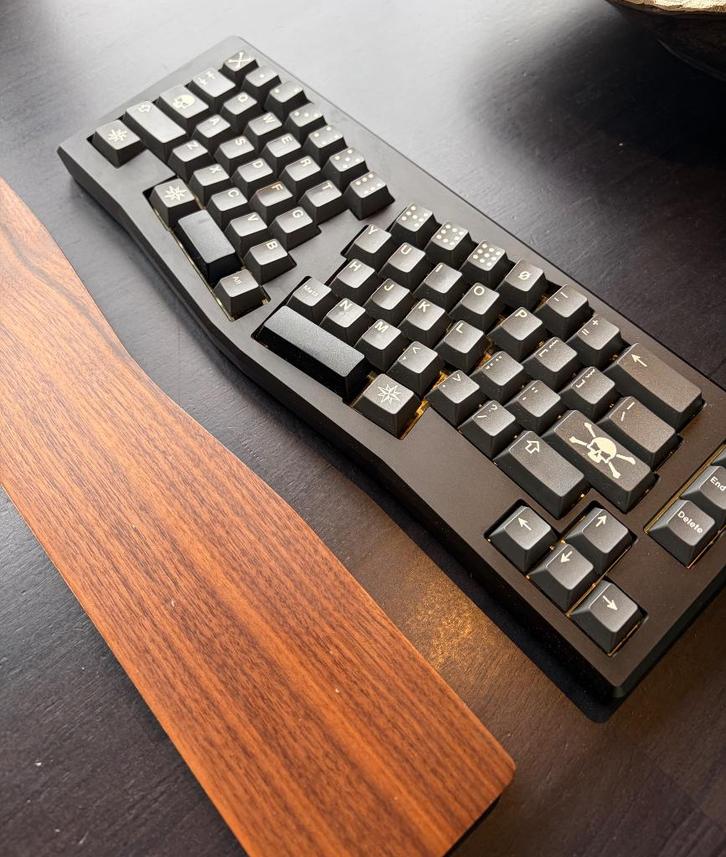 KBDfans / Vulcan Maja V2 Custom Mechanical Keyboard – Alice, Computers en Software, Toetsenborden, Gebruikt, Qwerty, Bedraad, Ergonomisch