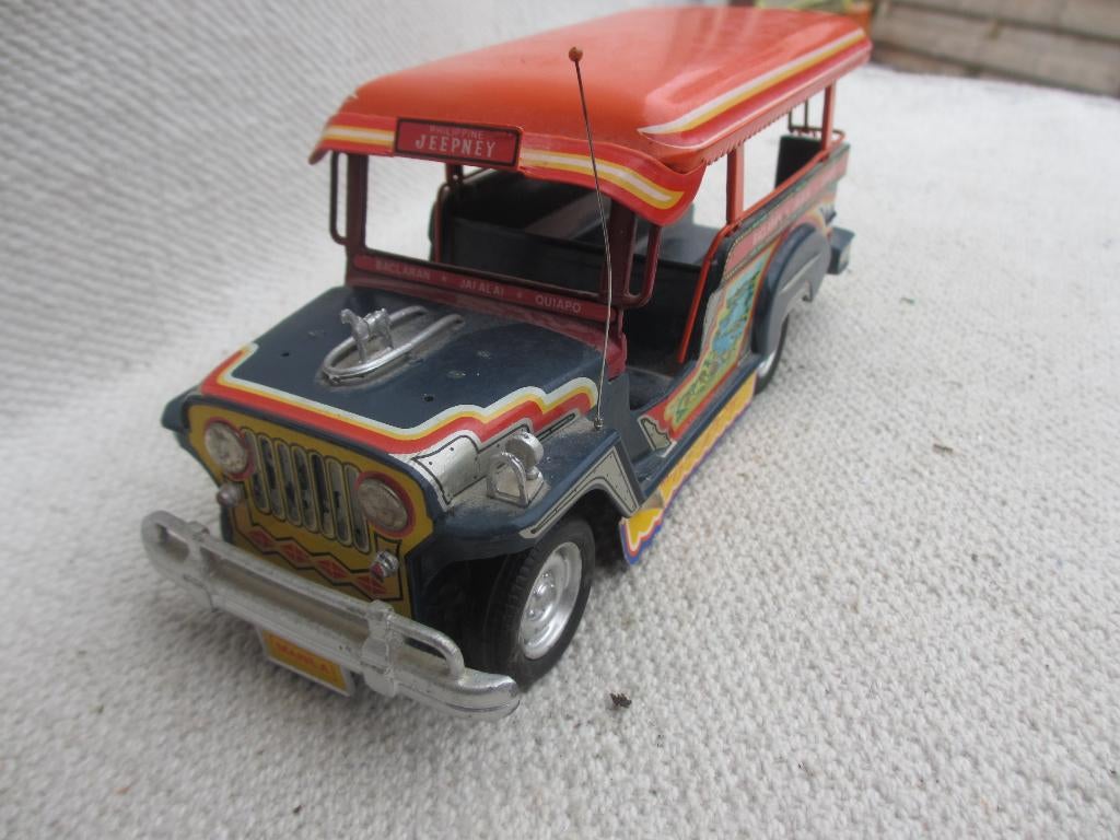Vintage model auto Philippine Jeepney, Overige merken, Gebruikt, Auto, Groter dan 1:32