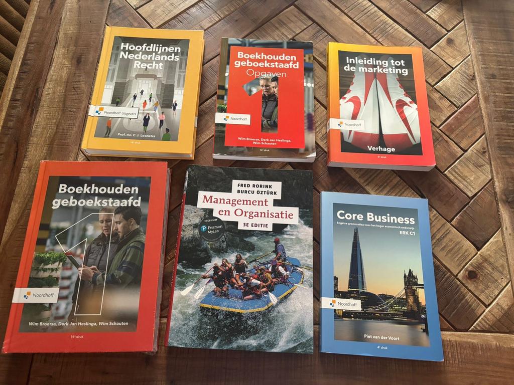 HBO Accountancy boeken set – compleet 1e jaar – nieuw, Ophalen of Verzenden, Gamma, Gelezen, HBO