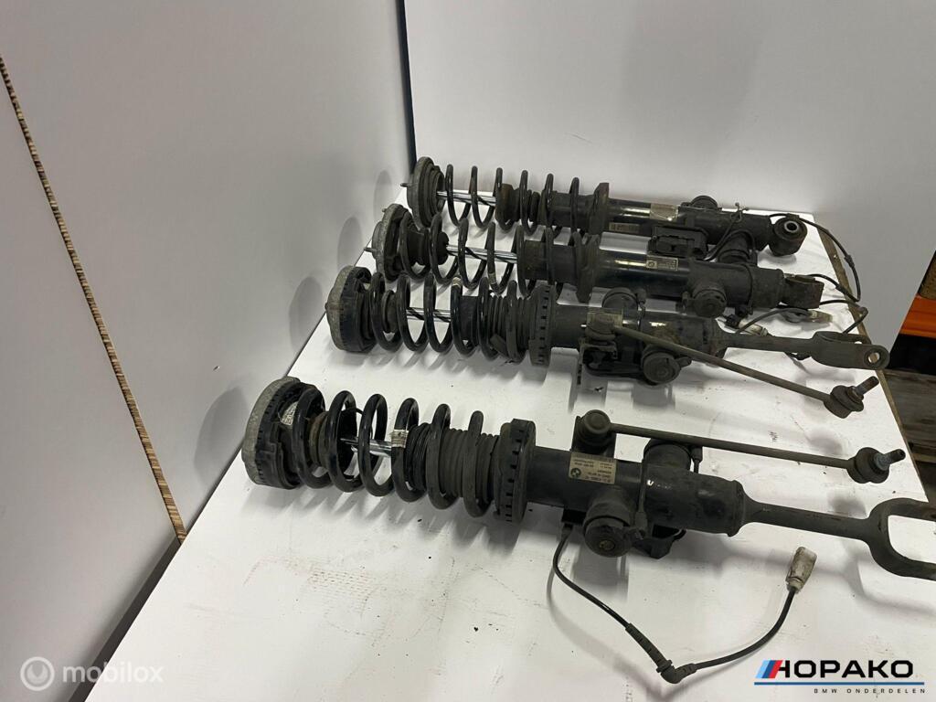 Veerpoot / schokdemper set BMW 5 serie F10 | VDC / EDC, Gebruikt, Einsteinlaan 5, rijswijk, Bmw, Ophalen of Verzenden