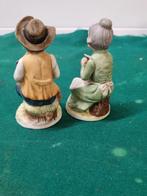 beeld man en vrouw vintage gemerkt, Verzamelen, Beelden en Beeldjes, Ophalen of Verzenden