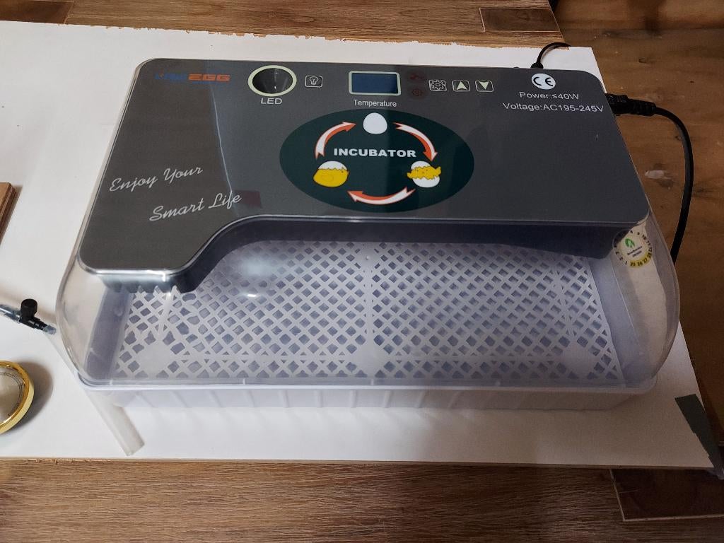 Te koop: Goedwerkende bijna nieuwe broedmachine, Ophalen of Verzenden, Zo goed als nieuw, Broedmachine