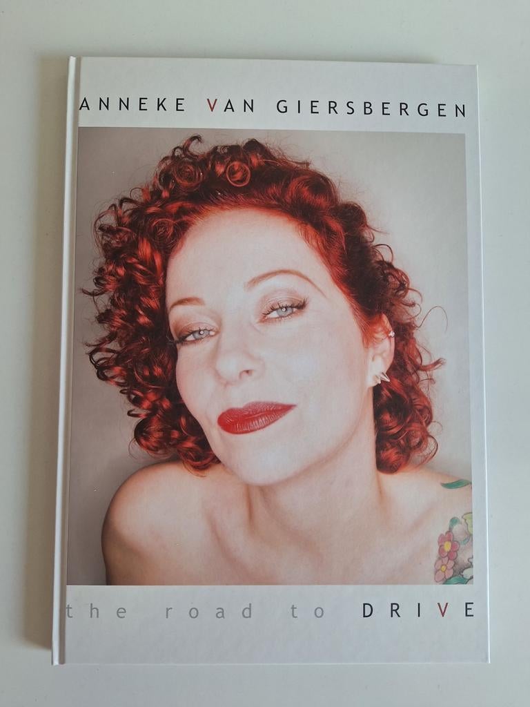 Anneke giersbergen gathering- the road 2013 book signed, Verzenden, Zo goed als nieuw, Artiest