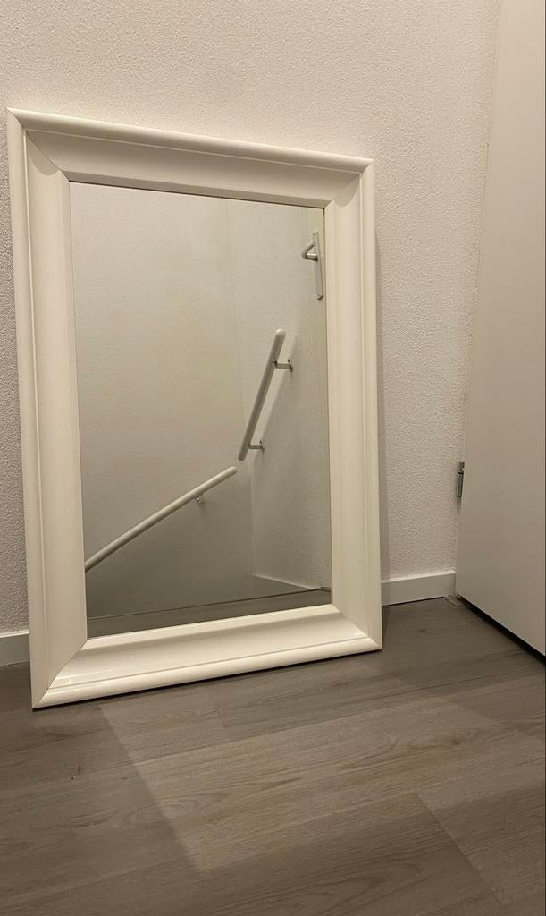 IKEA Hemnes spiegel 60x90 cm - Zo goed als nieuw, Huis en Inrichting, Woonaccessoires | Spiegels, Ophalen, Zo goed als nieuw, Minder dan 100 cm