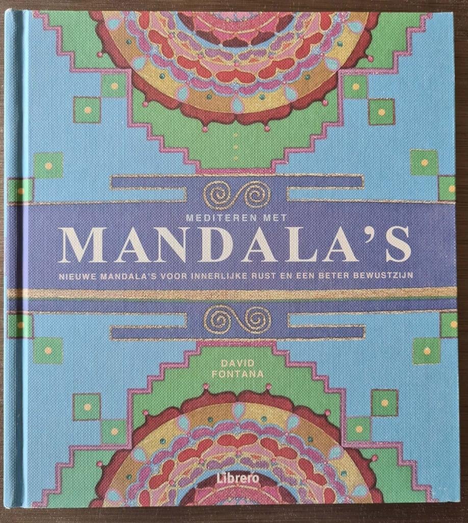 Mediteren met mandala's - David Fontana- 52 mandala's, Boeken, Esoterie en Spiritualiteit, Ophalen of Verzenden, Zo goed als nieuw