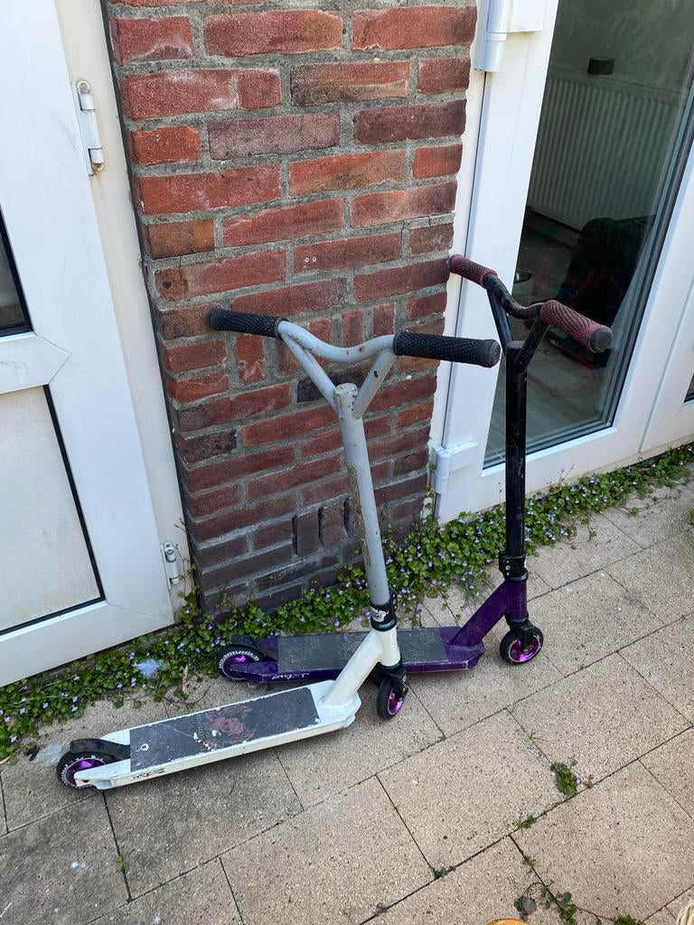 Twee RSI stuntsteppen - perfect voor skatebaan, Ophalen of Verzenden, Gebruikt, Overige typen