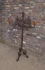 smeedijzeren boekenstandaard uit kerk bijbelstandaard, Antiek en Kunst, Ophalen