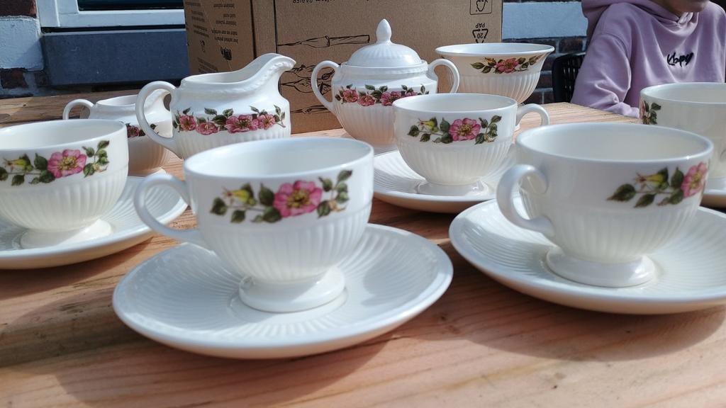 Wedgwood briar rose thee servies, Ophalen