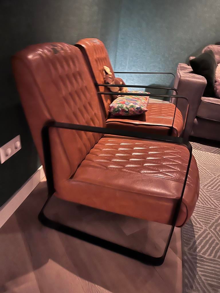 Camelkleurige fauteuils van kunstleer (2 stuks), Huis en Inrichting, Fauteuils, Ophalen, Overige materialen, Gebruikt, 75 tot 100 cm