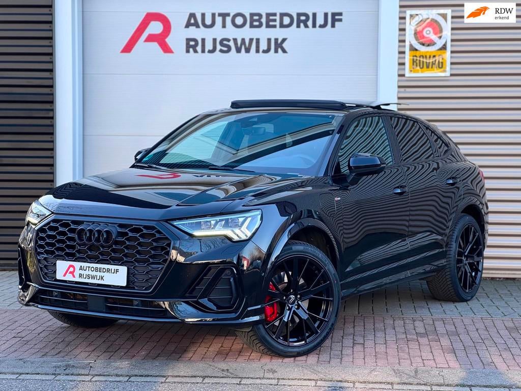 Audi Q3 Sportback 45 TFSI e S Edition Pano/Memory/Sfeer/Keyl, Auto's, Audi, 12 maanden, Alcantara, Zwart, Hybride Elektrisch/Benzine
