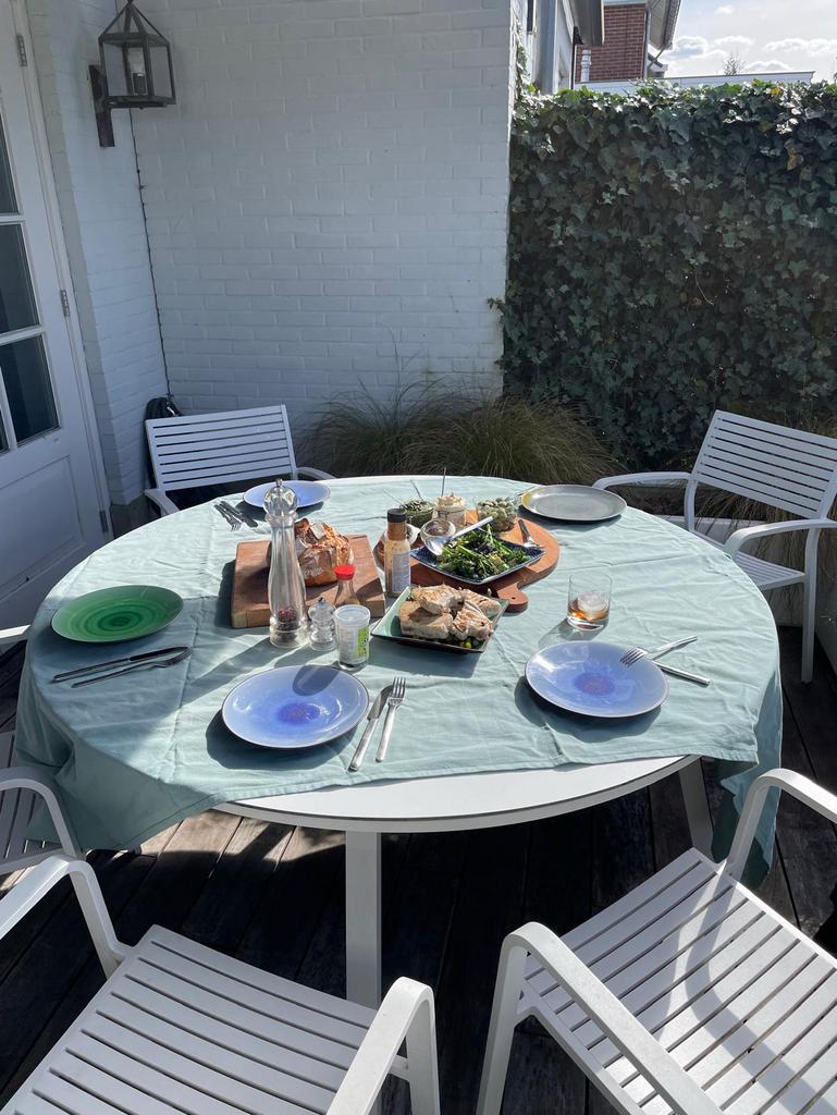 Mooie tuinset wit, Tuin en Terras, Ophalen, 4 zitplaatsen, Aluminium, Zo goed als nieuw