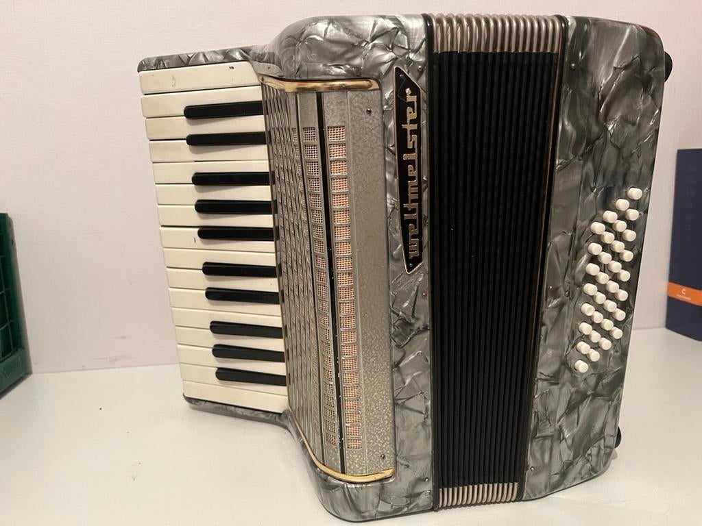 Weltmeister Toetsaccordeon met Koffer - Gebruikt, Muziek en Instrumenten, Accordeons, Gebruikt, Overige formaten, Met koffer, Weltmeister