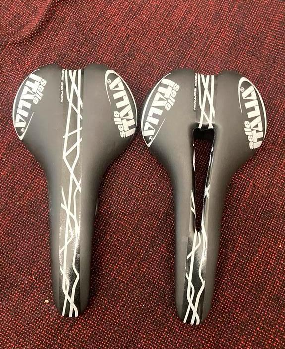 Selle italia zadels van carbon 145mm, Fietsen en Brommers, Fietsonderdelen, Zo goed als nieuw, Racefiets, Zadel, Ophalen of Verzenden