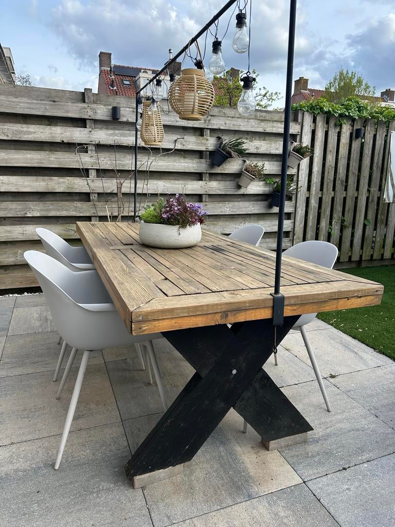 Tuintafel steigerhout | hout met zwart onderstel, Tuin en Terras, Tuintafels, Ophalen, Gebruikt, Rechthoekig, Hout