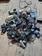 Grote partij transformatoren en adapters, Ophalen, Gebruikt