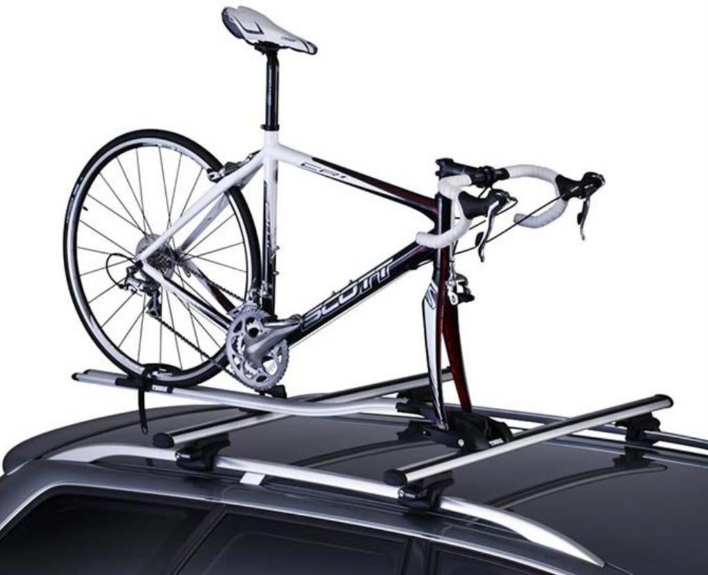 THULE 561 fietsendrager voor race en of mountainbiker, Auto diversen, Ophalen, Zo goed als nieuw, Dakdrager