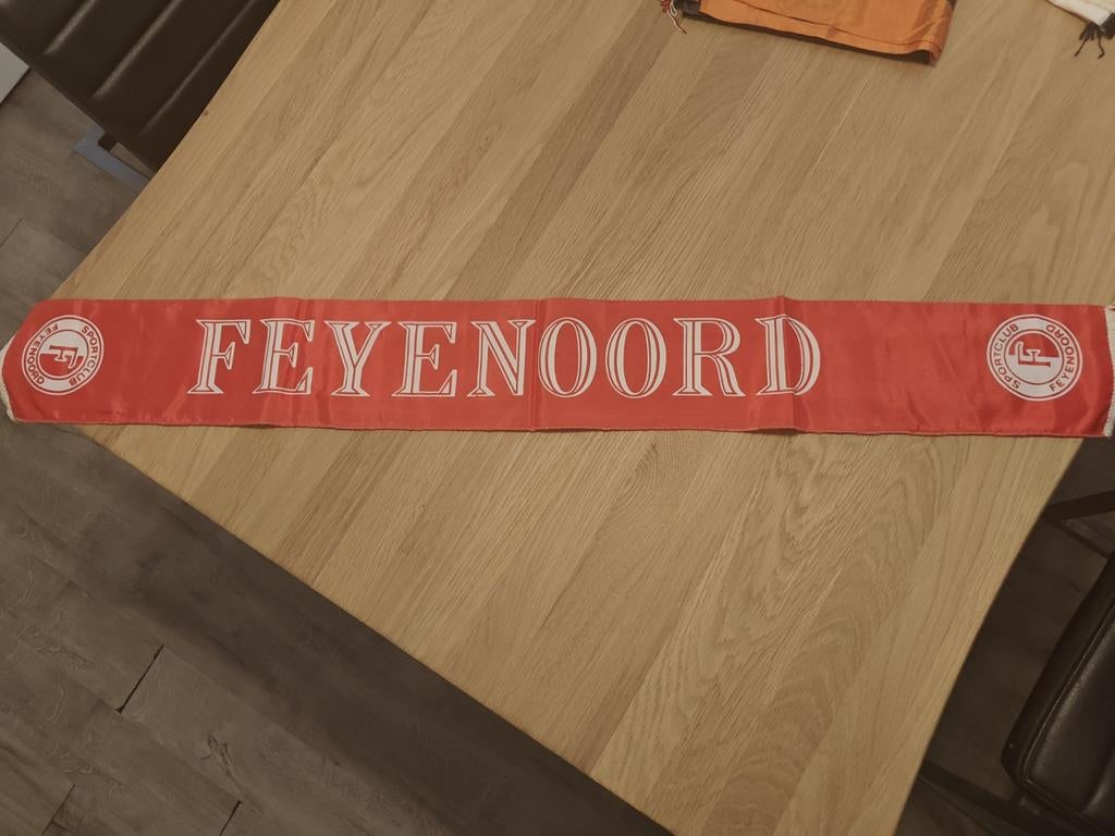 Vintage Feyenoord sjaal - Klassiek rood met logo's, Ophalen, Gebruikt