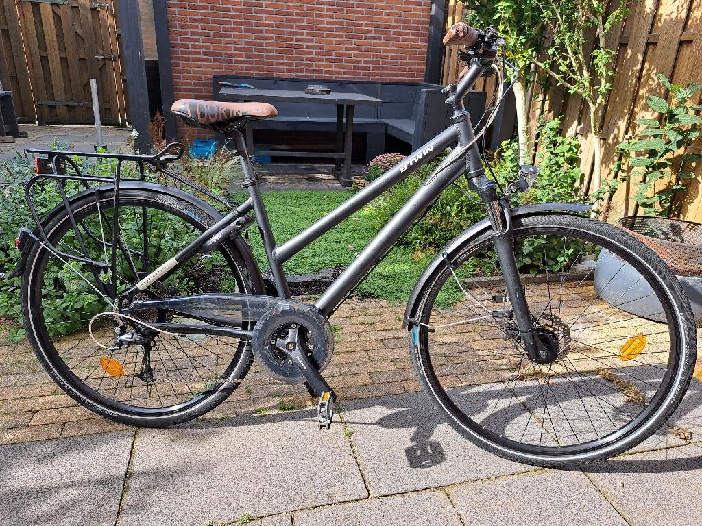Te koop, Stadsfiets B'TWIN Hoprider 900., Fietsen en Brommers, Fietsen | Dames | Damesfietsen, Ophalen, Gebruikt, Overige merken