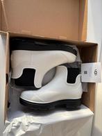 UGG enkellaarzen maat 40, Wit, Lage of Enkellaarzen, Nieuw, Ophalen of Verzenden