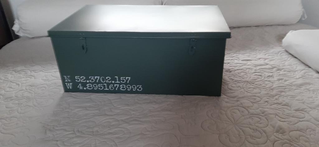 Metalen kist van gusta, Huis en Inrichting, Woonaccessoires | Kisten, Ophalen