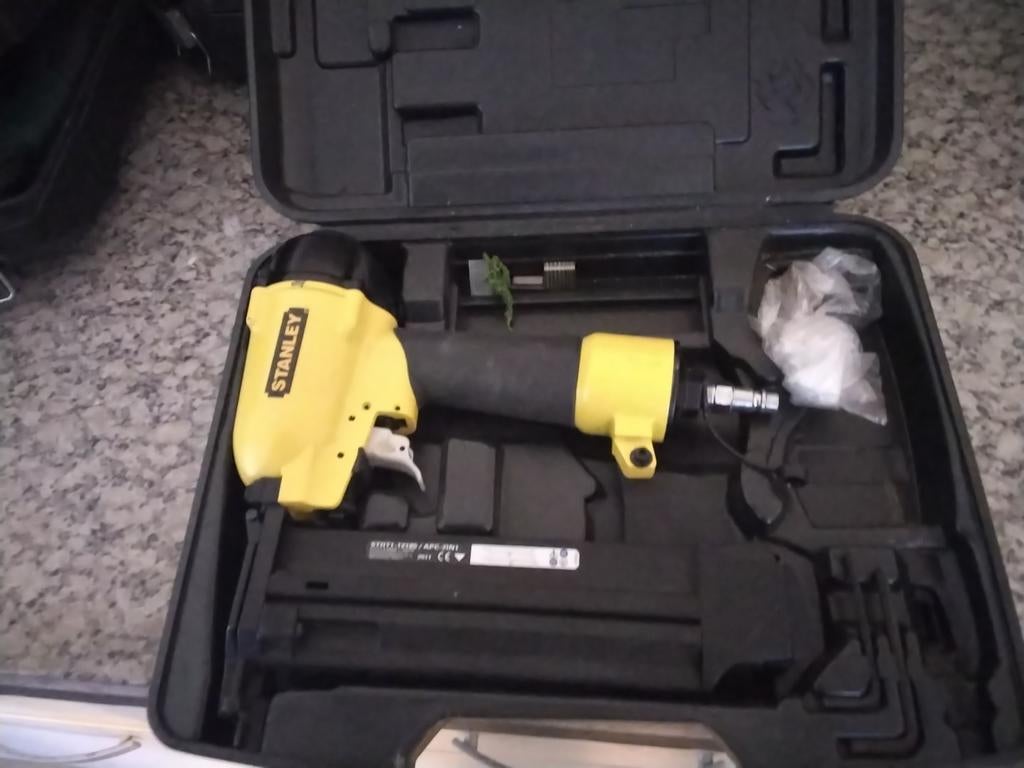 Stanley STHT1-12185 / APC-2IN1 tacker in koffer, Ophalen of Verzenden, Gebruikt