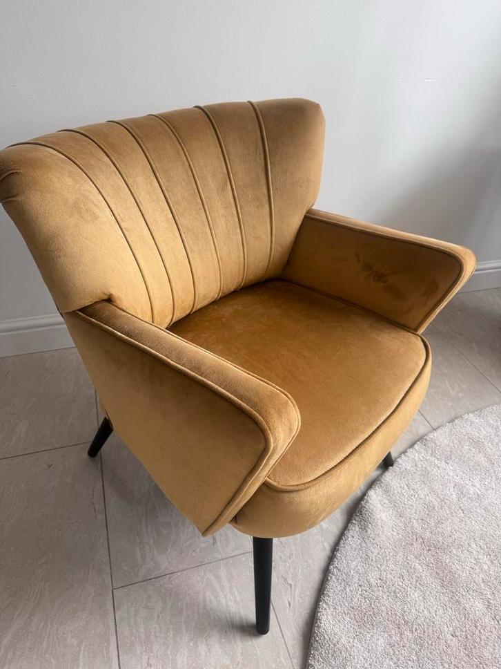 Goudgele fauteuil, okergeel, comfortabel en stijlvol, Huis en Inrichting, Fauteuils, Gebruikt, Stof, 75 tot 100 cm, Ophalen