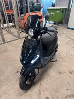 Zip 4t 50cc, Fietsen en Brommers, Ophalen of Verzenden, Zo goed als nieuw, Benzine, Zip