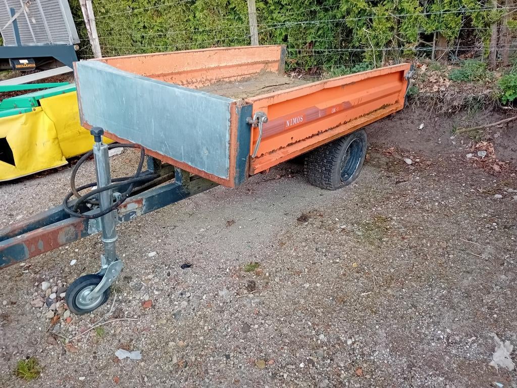 Nimos hydraulische kieper werkend, Ophalen