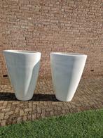 twee witte plantenbakken / bloempotten voor tuin (gratis), Tuin en Terras, Bloembakken en Plantenbakken, Ophalen, Kunststof, Gebruikt