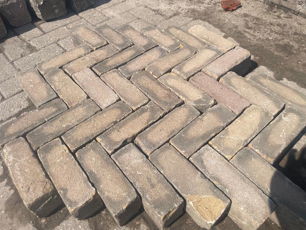 1250m2 oude gebakken klinkers, Dikformaat geel/brons/bruin, Ophalen, Gebruikt, Keramiek, Klinkers