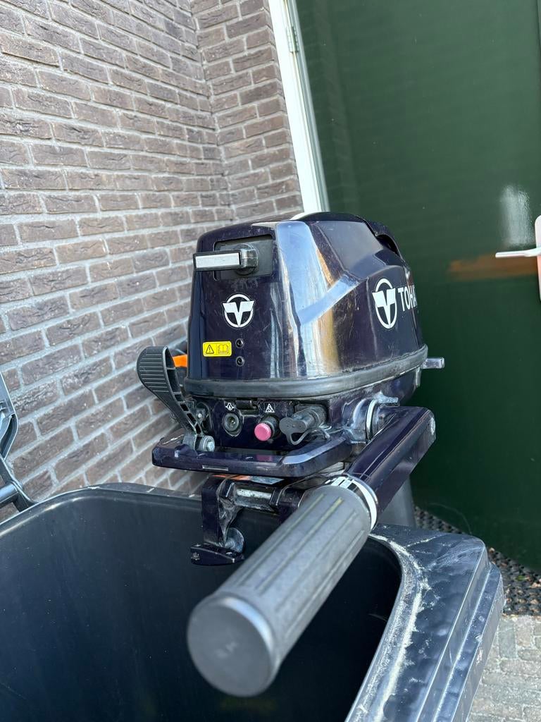 Tohatsu 5 PK Buitenboordmotor - Betrouwbaar en Compact, Ophalen, Gebruikt, 5 tot 10 pk, Buitenboordmotor