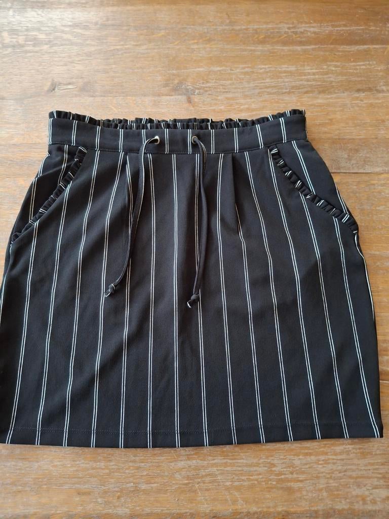 Jacqueline de Jong gestreept rokje met steekzakken maat 38, Maat 38/40 (M), Jacqueline de Jong, Zwart, Ophalen of Verzenden