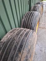 De Molen banden 550x60x22.5, Ophalen