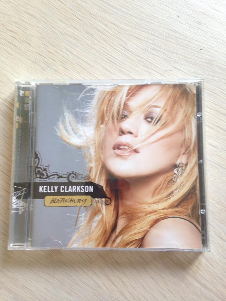 CD Kelly Clarkson  -  Breakaway, Ophalen of Verzenden, Zo goed als nieuw