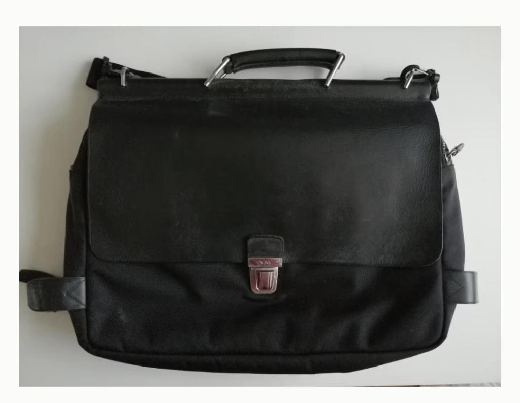 Tumi laptop/aktentas, Ophalen of Verzenden, 17 inch of meer, Gebruikt, Aktetas