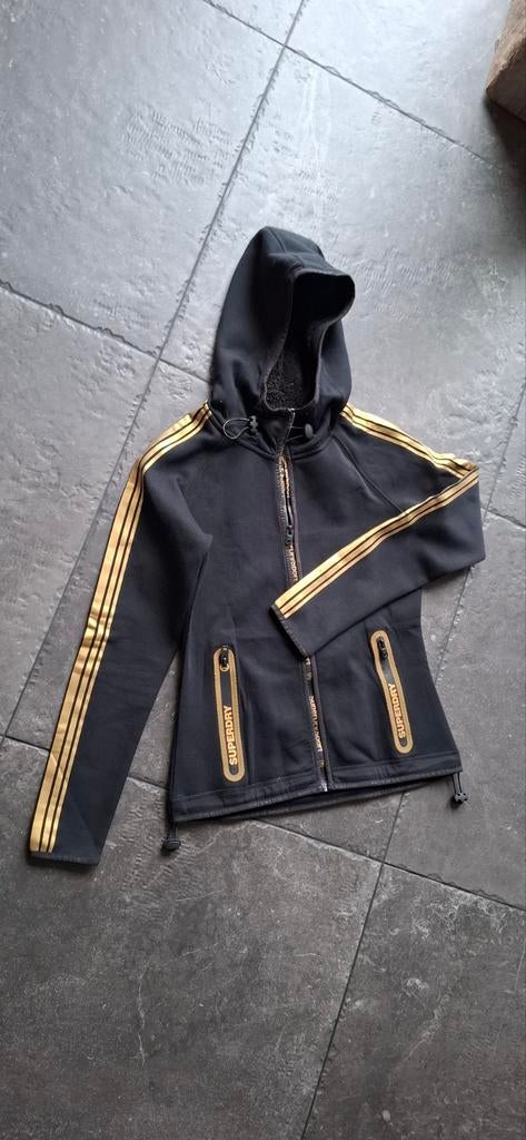 Prachtig SUPERDRY sport jasje, Maat 38/40 (M), Overige typen, Zo goed als nieuw, Grijs