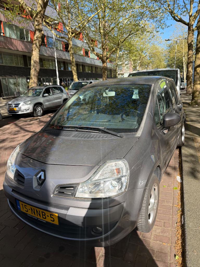 Renault Grand Modus 1.6 16V AUT 2010 Grijs, Auto's, Renault, 4 cilinders, 1210 kg, Origineel Nederlands, Particulier