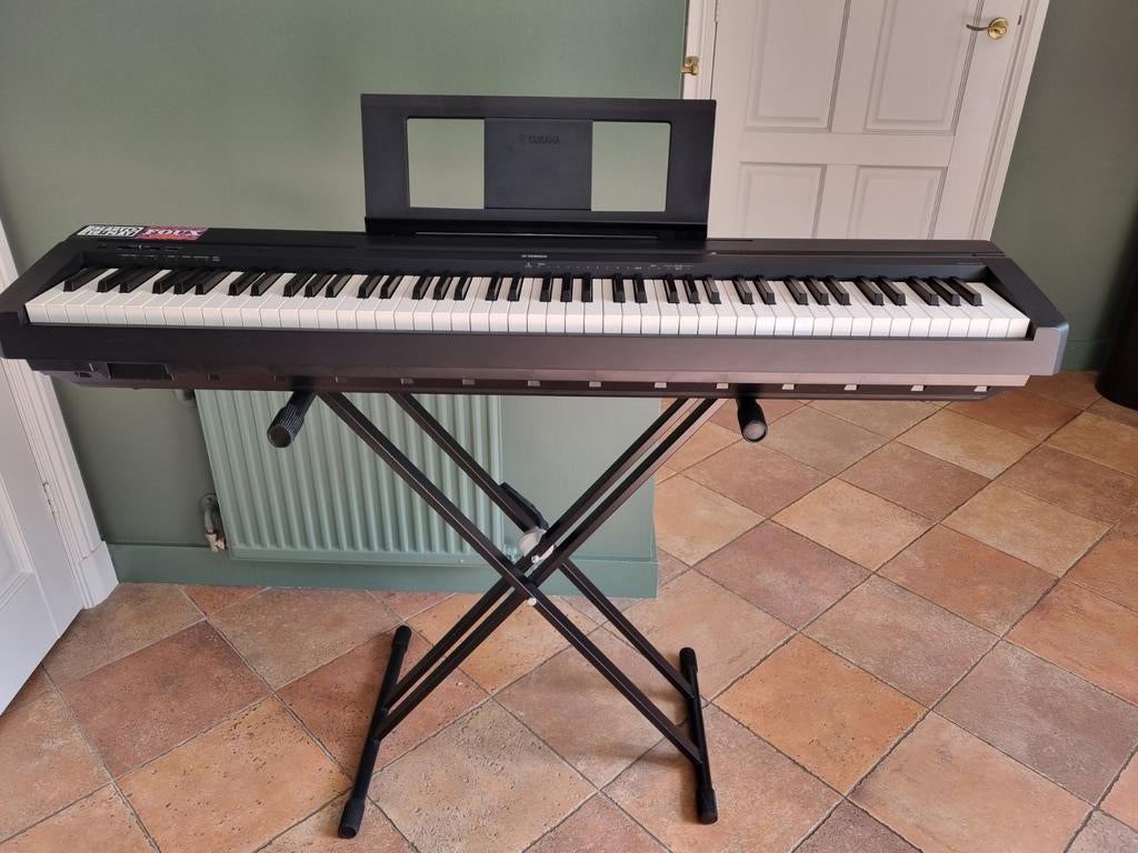 Digitale piano Yamaha P45, Ophalen, Zo goed als nieuw, Zwart