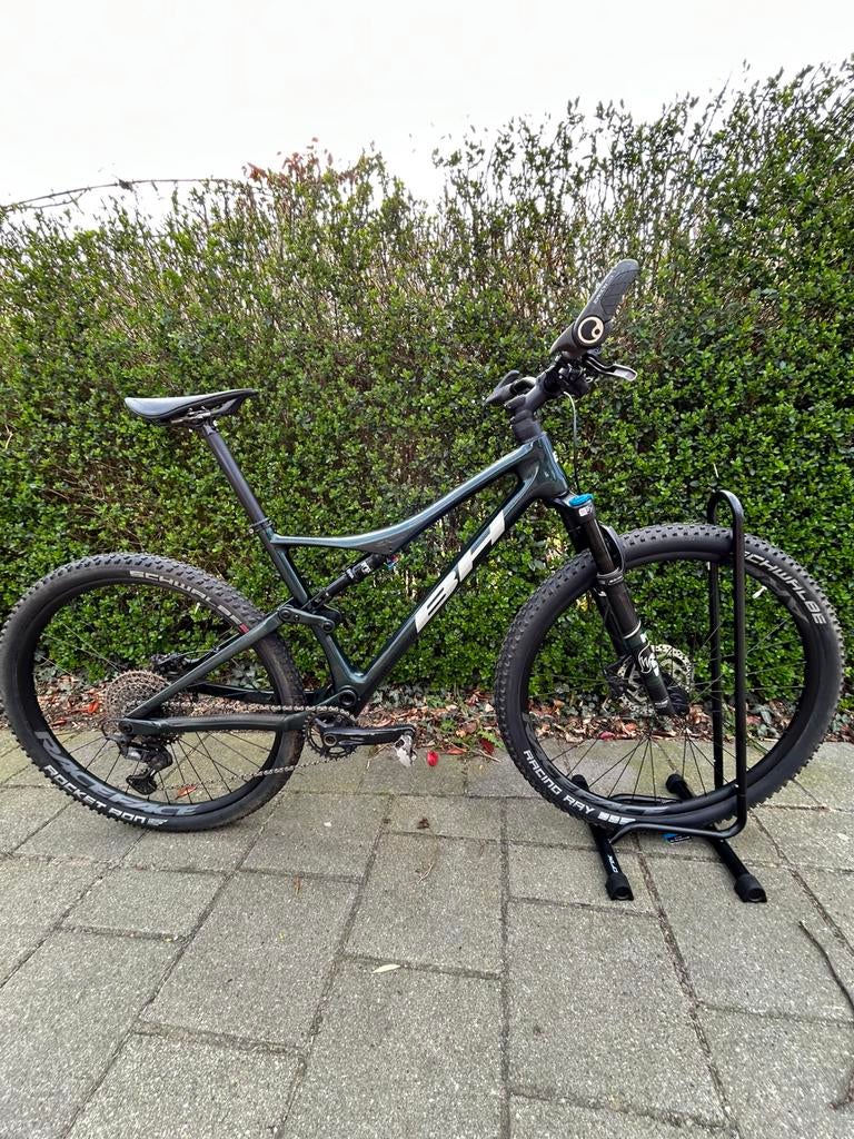 BH Lynx Race Carbon RC 6.0 – Maat L, Bh Bikes, Fully, Zo goed als nieuw, Info@bhbikes.com