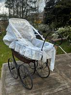 Antieke Engelse poppenwagen, riet en kant, Kinderen en Baby's, Kinderwagens en Combinaties, Ophalen, Gebruikt, Kinderwagen, Overige merken