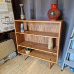 Vintage houten boekenkast met 3 planken, Huis en Inrichting, Kasten | Boekenkasten, Ophalen, Met plank(en), Gebruikt, 100 tot 150 cm